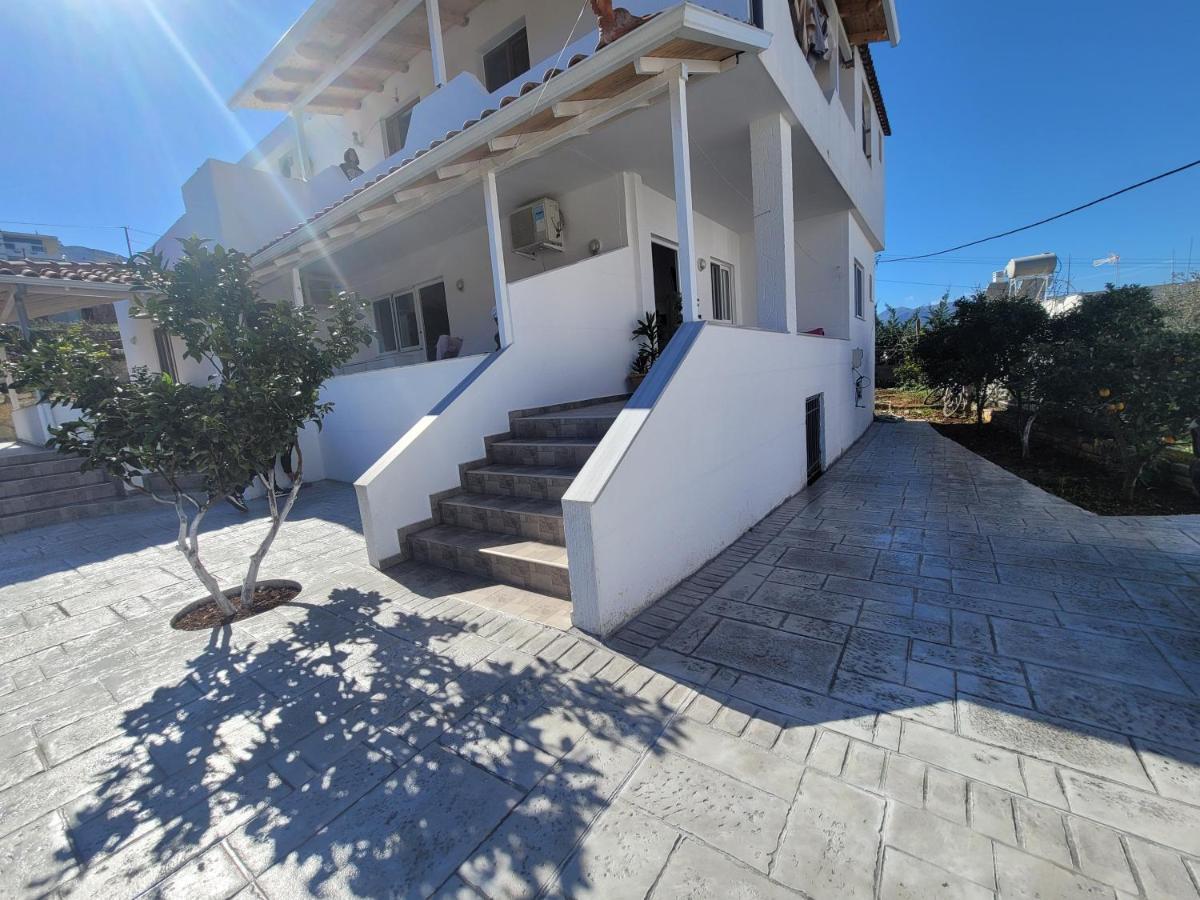 Guesthouse Veliaj Ksamil Exterior photo