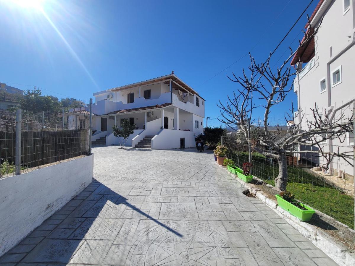 Guesthouse Veliaj Ksamil Exterior photo