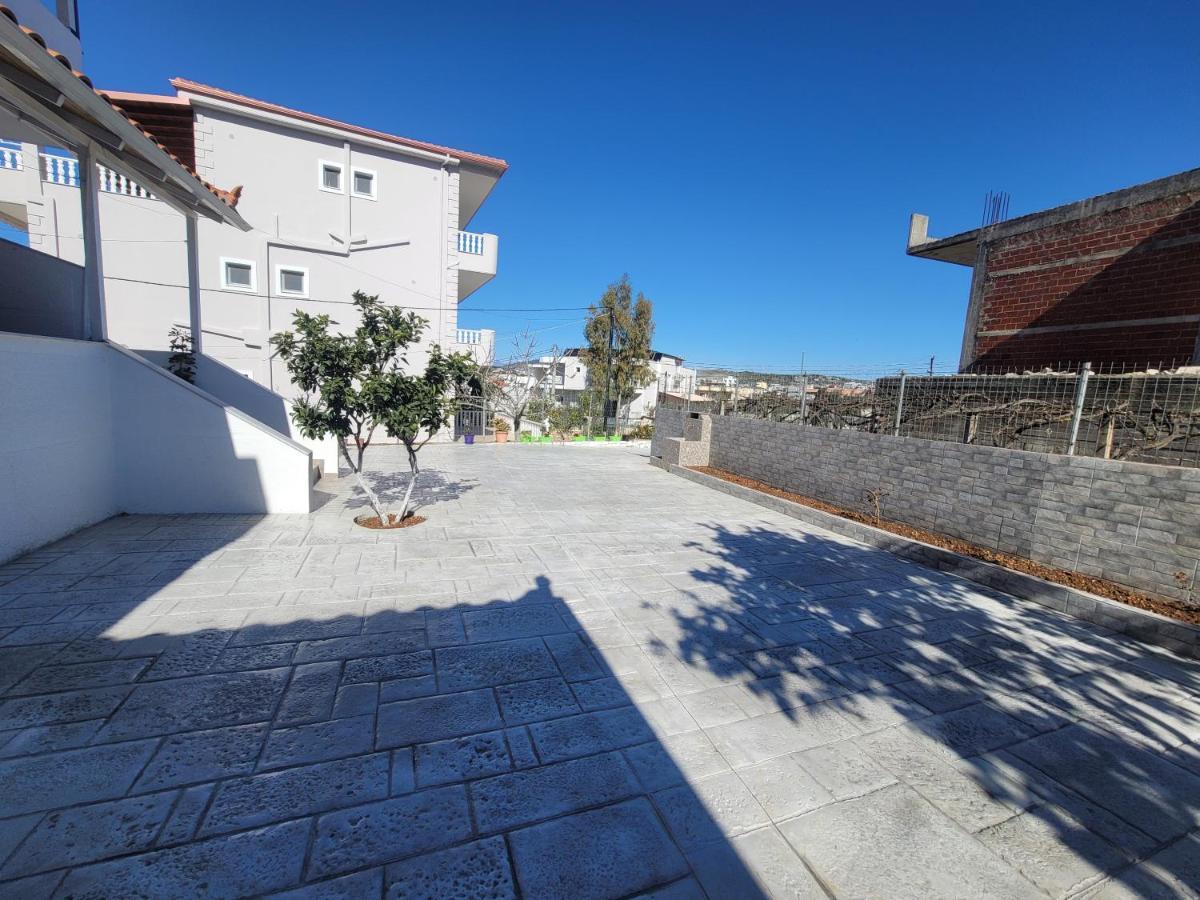 Guesthouse Veliaj Ksamil Exterior photo